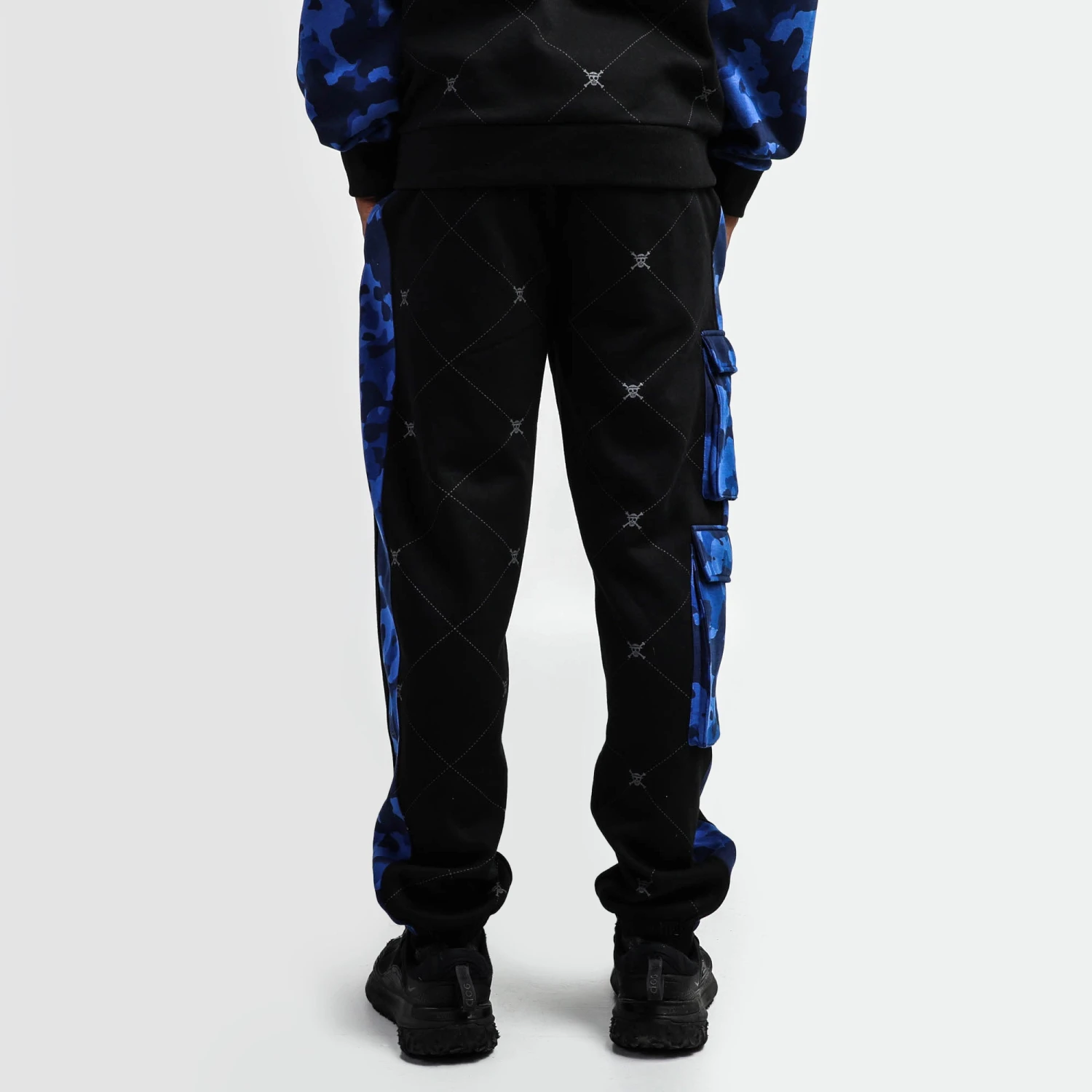 One Piece Straw Hat Crew Sweatpants 6 One Piece Straw Hat Crew Sweatpants - Image 4