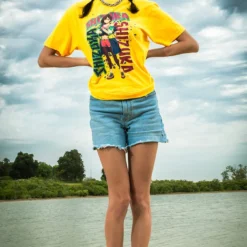 Shizuka Mikazuki Yellow Tee -Atsuko Sale Store Zom100 story02